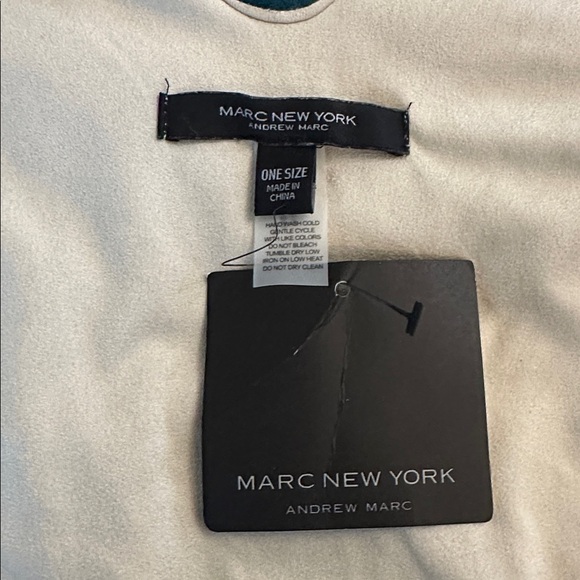 “Marc New York” Cream Fringe Cut-Out Ultra Suede Cape - Picture 6 of 7